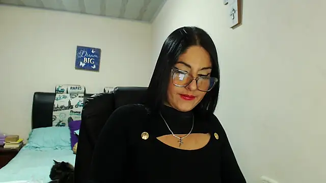 Snapshot of sahtlove1 chatting on January 29, 3:01 am sahtlove1 online show from January 29, 3:01 am