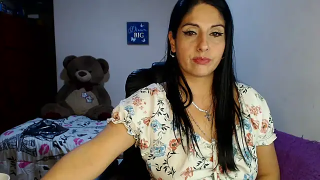 Snapshot of sahtlove1 chatting on October 9, 1:14 am sahtlove1 online show from October 9, 1:14 am