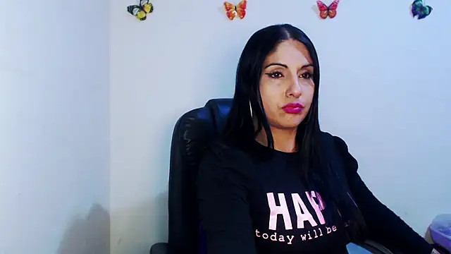 Snapshot of sahtlove1 chatting on October 25, 1:24 am sahtlove1 online show from October 25, 1:24 am