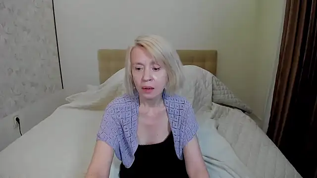 aminalive online show from March 7, 10:10 pm