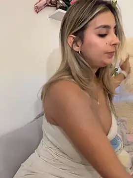 oriana zoeee online show from November 28, 10:23 pm