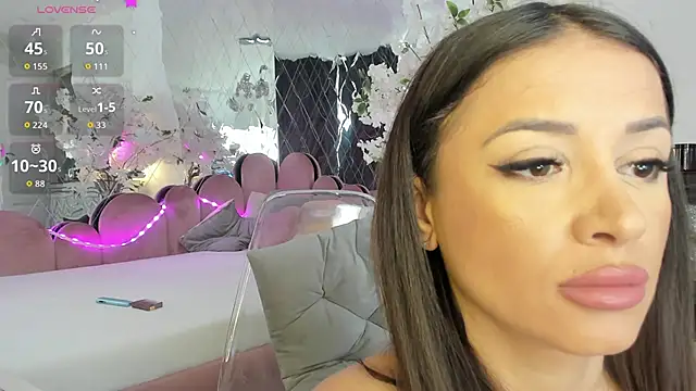 adonawet online show from April 18, 5:55 am