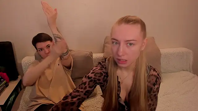 secret dreams   online show from January 17, 8:34 am