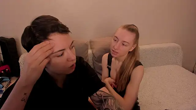 secret dreams   online show from February 4, 8:46 am