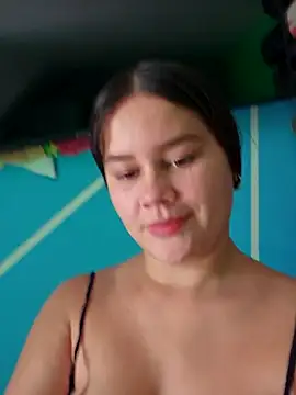 sweet lucia online show from March 1, 3:03 pm