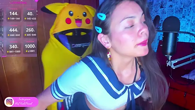 Snapshot of Meli_Pixel chatting on February 11, 8:52 pm Meli Pixel online show from February 11, 8:52 pm