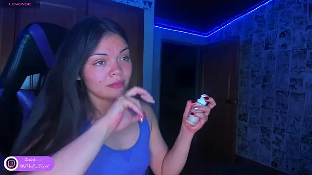 Snapshot of Meli_Pixel chatting on September 25, 11:52 pm Meli Pixel online show from September 25, 11:52 pm