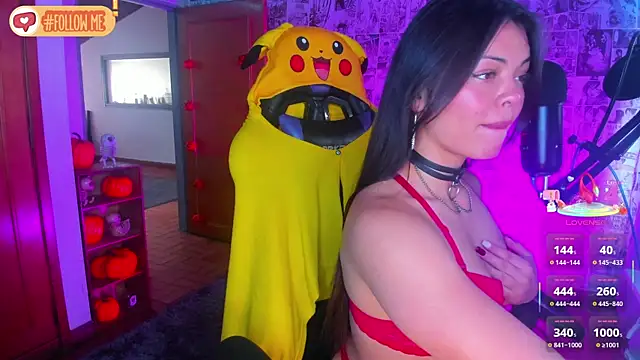 Snapshot of Meli_Pixel chatting on October 6, 9:12 pm Meli Pixel online show from October 6, 9:12 pm