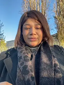 IamSashaLuv online show from November 22, 2:38 pm