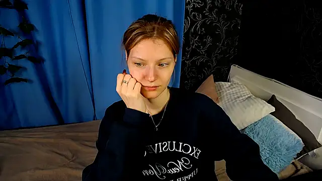 MaryHiggins online show from February 28, 10:52 am