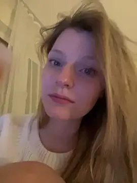 MaryHiggins online show from October 12, 6:18 pm