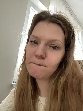 MaryHiggins online show from March 13, 1:29 pm