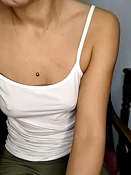 megan2021 online show from December 4, 2:04 pm