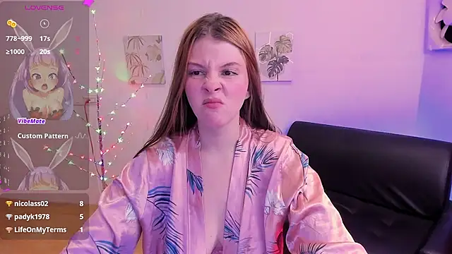 MillySandlerr online show from February 20, 6:24 pm