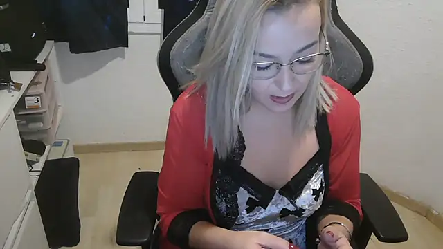 bekka   online show from November 26, 7:04 pm