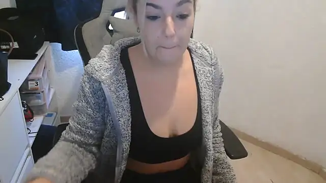 bekka   online show from December 1, 10:31 am