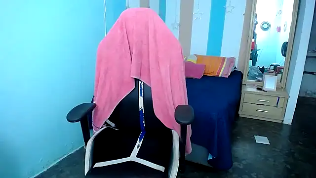 Snapshot of marysol83 chatting on October 3, 1:46 am marysol83 online show from October 3, 1:46 am