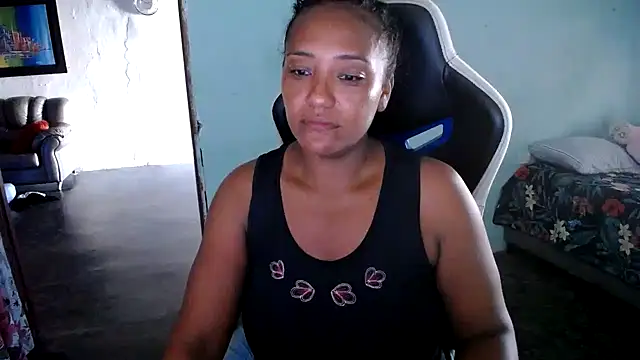 Snapshot of marysol83 chatting on November 30, 7:51 pm marysol83 online show from November 30, 7:51 pm