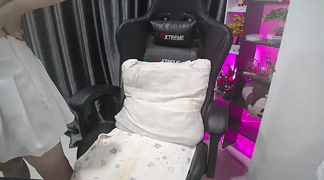 Yuki-yio online show from March 5, 1:21 am