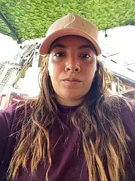 Emma Wish online show from February 7, 7:27 pm