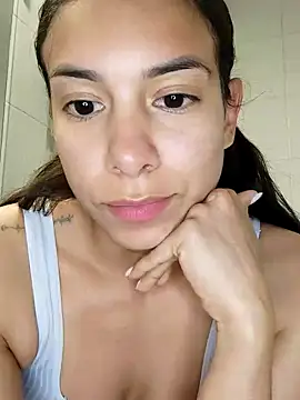 Angelinalombardi  online show from November 6, 12:22 am