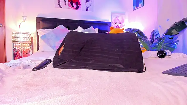 annita lopez online show from February 24, 6:16 am