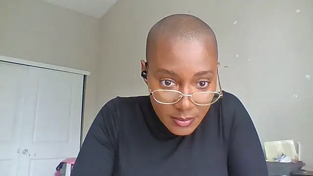 HoneyDripHer online show from October 31, 3:46 pm