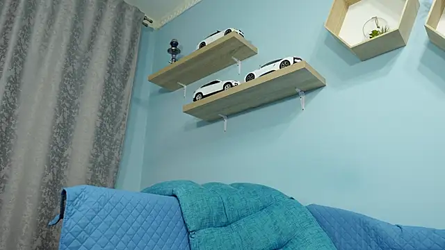 Snapshot of Muscle_Bear chatting on March 1, 3:49 pm Muscle Bear online show from March 1, 3:49 pm