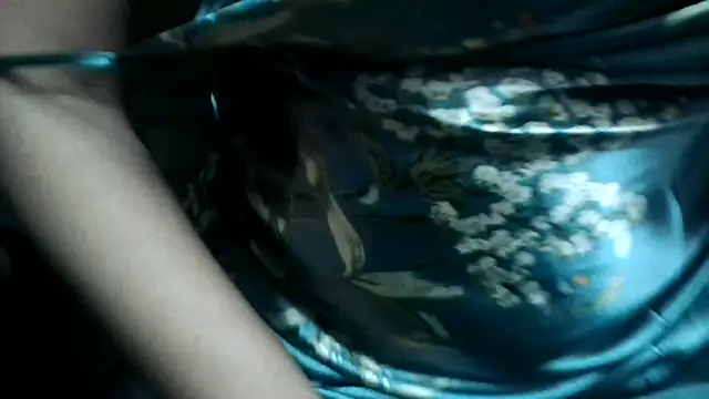 Snapshot of Nora_NRI chatting on November 14, 9:35 pm Nora NRI online show from November 14, 9:35 pm