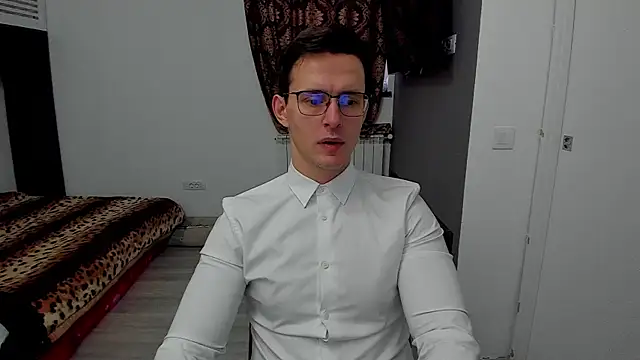 sexxymuscles4u online show from January 29, 6:22 am