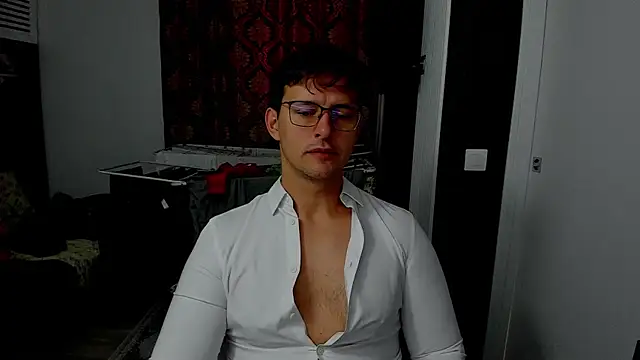 sexxymuscles4u online show from October 30, 9:22 am