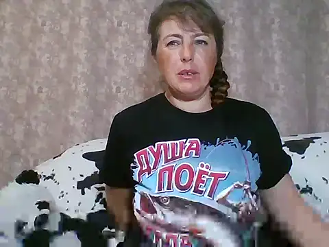 Snapshot of CathySuns chatting on March 21, 10:06 pm CathySuns online show from March 21, 10:06 pm