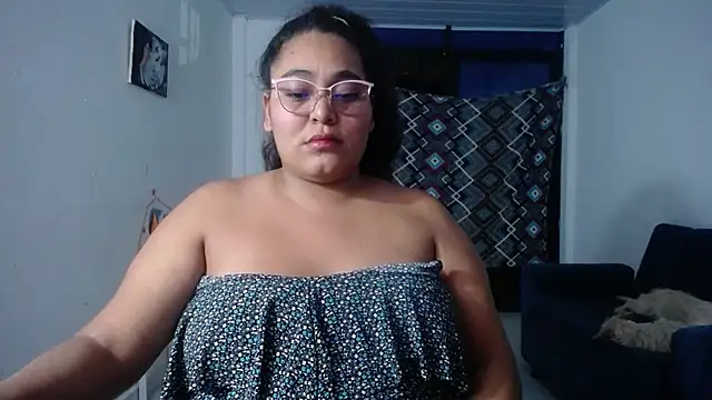 Snapshot of sirena_15 chatting on November 16, 5:46 am sirena 15 online show from November 16, 5:46 am