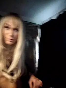 Snapshot of lilianashemale chatting on October 23, 1:32 pm lilianashemale online show from October 23, 1:32 pm