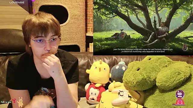 Snapshot of GamerGirl_Eve chatting on October 30, 7:03 pm GamerGirl Eve online show from October 30, 7:03 pm