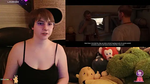 Snapshot of GamerGirl_Eve chatting on November 1, 7:16 pm GamerGirl Eve online show from November 1, 7:16 pm