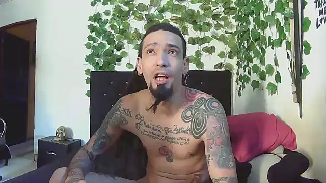 caribbeanlover1 online show from March 26, 12:33 pm