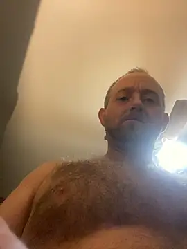 Snapshot of smokeymt420 chatting on December 30, 4:42 am smokeymt420 online show from December 30, 4:42 am