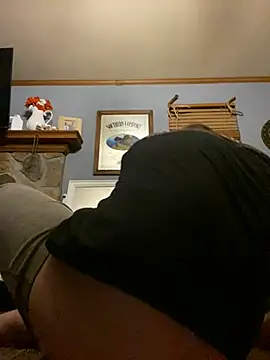 Snapshot of smokeymt420 chatting on January 12, 8:57 am smokeymt420 online show from January 12, 8:57 am