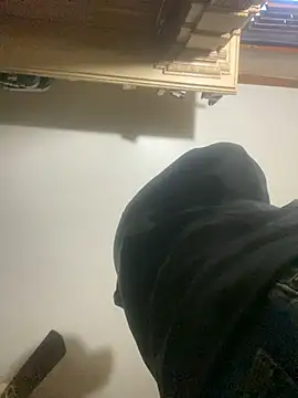 Snapshot of smokeymt420 chatting on February 22, 11:13 pm smokeymt420 online show from February 22, 11:13 pm