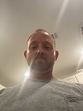 Snapshot of smokeymt420 chatting on October 2, 4:19 am smokeymt420 online show from October 2, 4:19 am