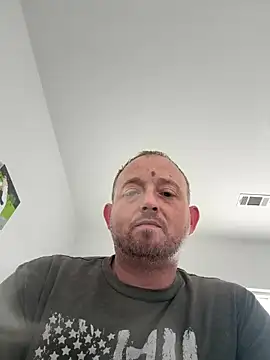 Snapshot of smokeymt420 chatting on October 5, 4:49 pm smokeymt420 online show from October 5, 4:49 pm