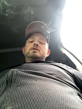 Snapshot of smokeymt420 chatting on October 27, 7:18 pm smokeymt420 online show from October 27, 7:18 pm