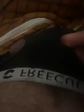 Snapshot of bigshow112 chatting on February 24, 3:33 am bigshow112 online show from February 24, 3:33 am