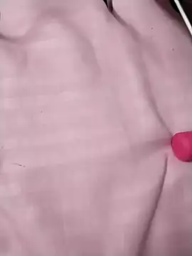 Snapshot of monabhabi22 chatting on December 4, 5:44 pm monabhabi22 online show from December 4, 5:44 pm