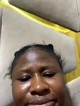 Snapshot of catty3232 chatting on October 18, 1:19 am catty3232 online show from October 18, 1:19 am