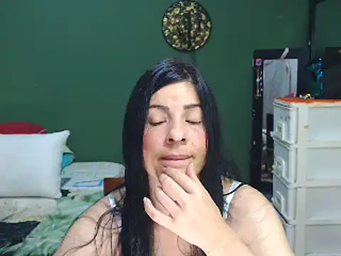 Estefani 32 online show from January 13, 7:53 pm