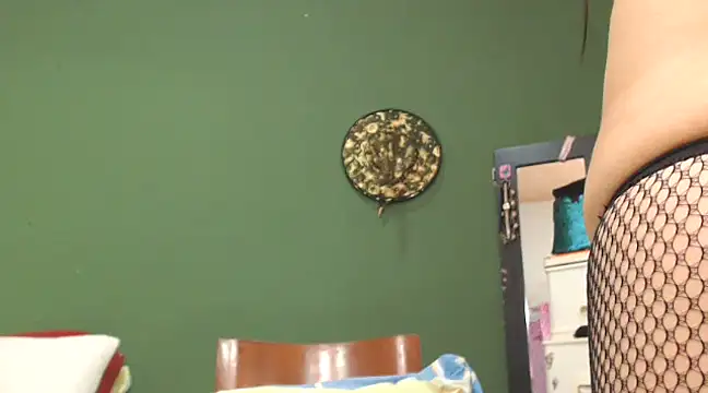 Estefani 32 online show from January 18, 9:13 pm