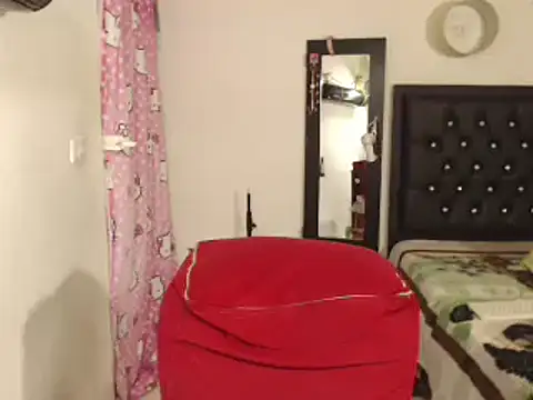 Estefani 32 online show from February 8, 7:49 pm