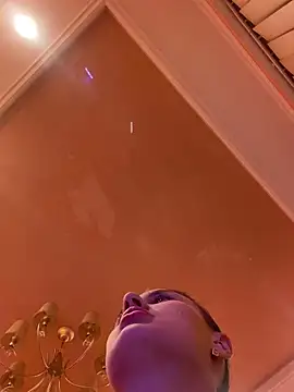 Flossy Vettie online show from March 14, 9:32 pm